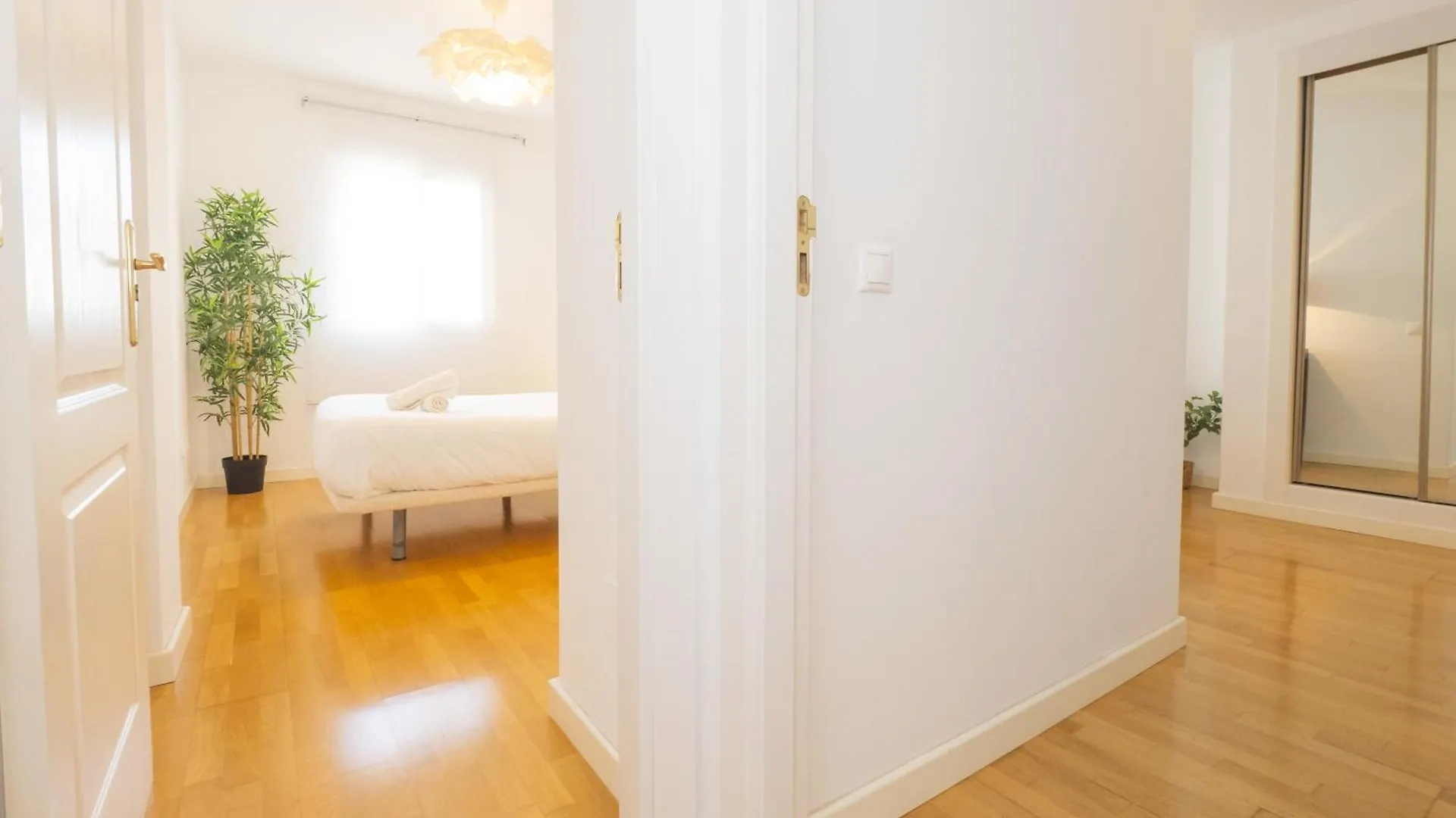 Mshome Gran Casa Rios Rosas Малага Испания